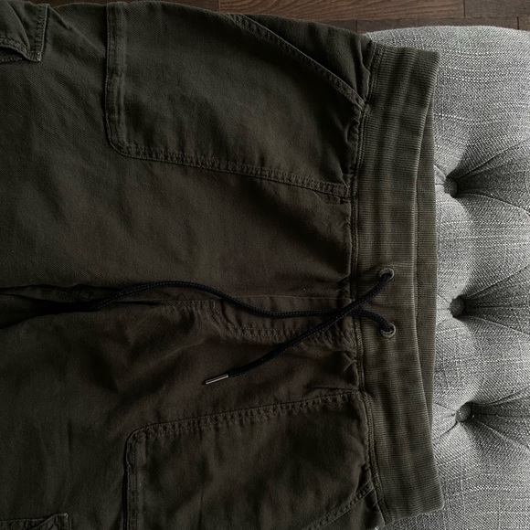 Green Community Pants - Size Small - Picture 5 of 6